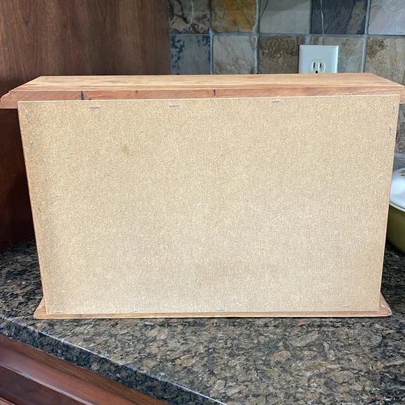 Vintage Rolltop Wooden Breadbox With Home Sweet Home - Picture 5 of 8